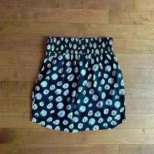 French Connection |  Black and white mini bubble skirt with pockets size 6